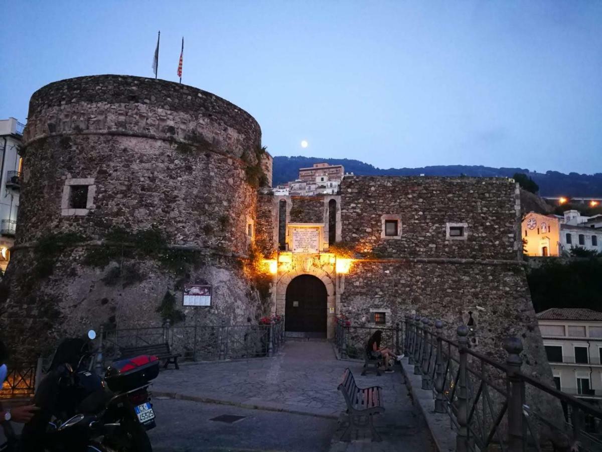 Residenza Maria Antonietta - 50 Metri Dal Mare Hotel Pizzo  Exterior photo