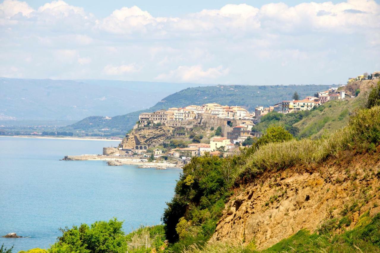 Residenza Maria Antonietta - 50 Metri Dal Mare Hotel Pizzo  Exterior photo